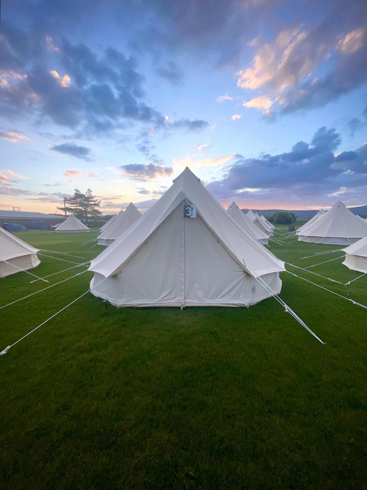 Nine Yards Bell Tents At The Tt - Castletown Exteriör bild